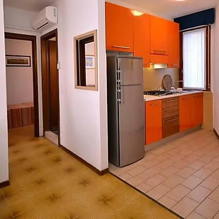 Spacious And Bright In Hotel