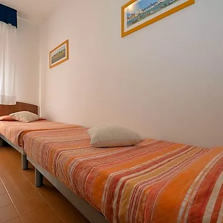 Spacious And Bright In Hotel